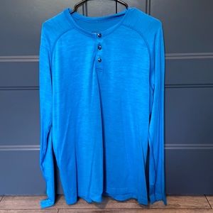 Lululemon three button long sleeve - size L-
